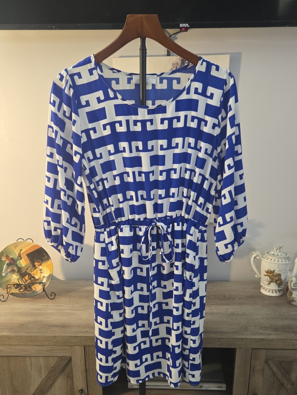 Peach Love California Blue & White Geometric Drawstring Long Sleeve Dress